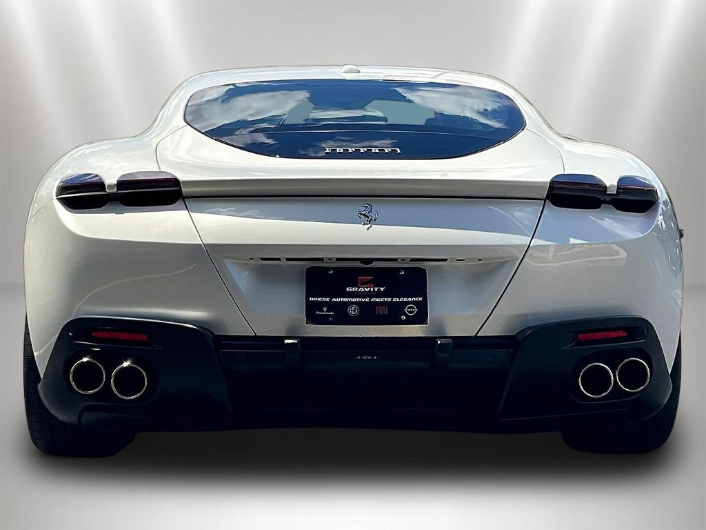 Used 2021 Ferrari Roma RWD image 5