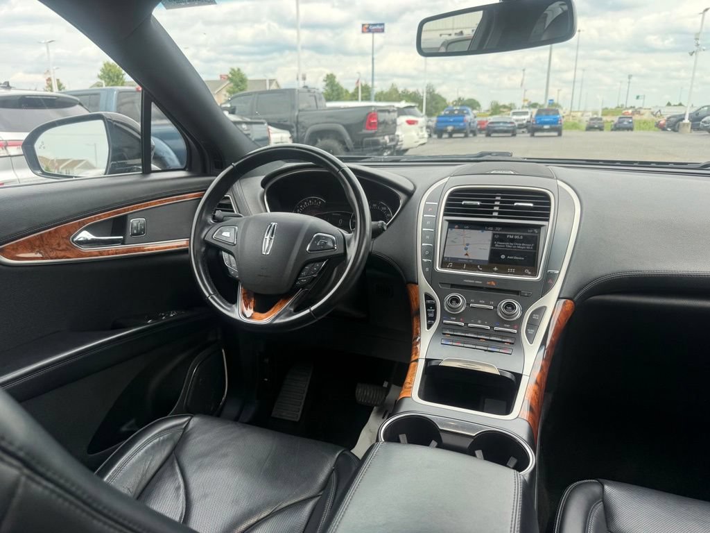 Used 2018 Lincoln MKX Reserve FWD image 44