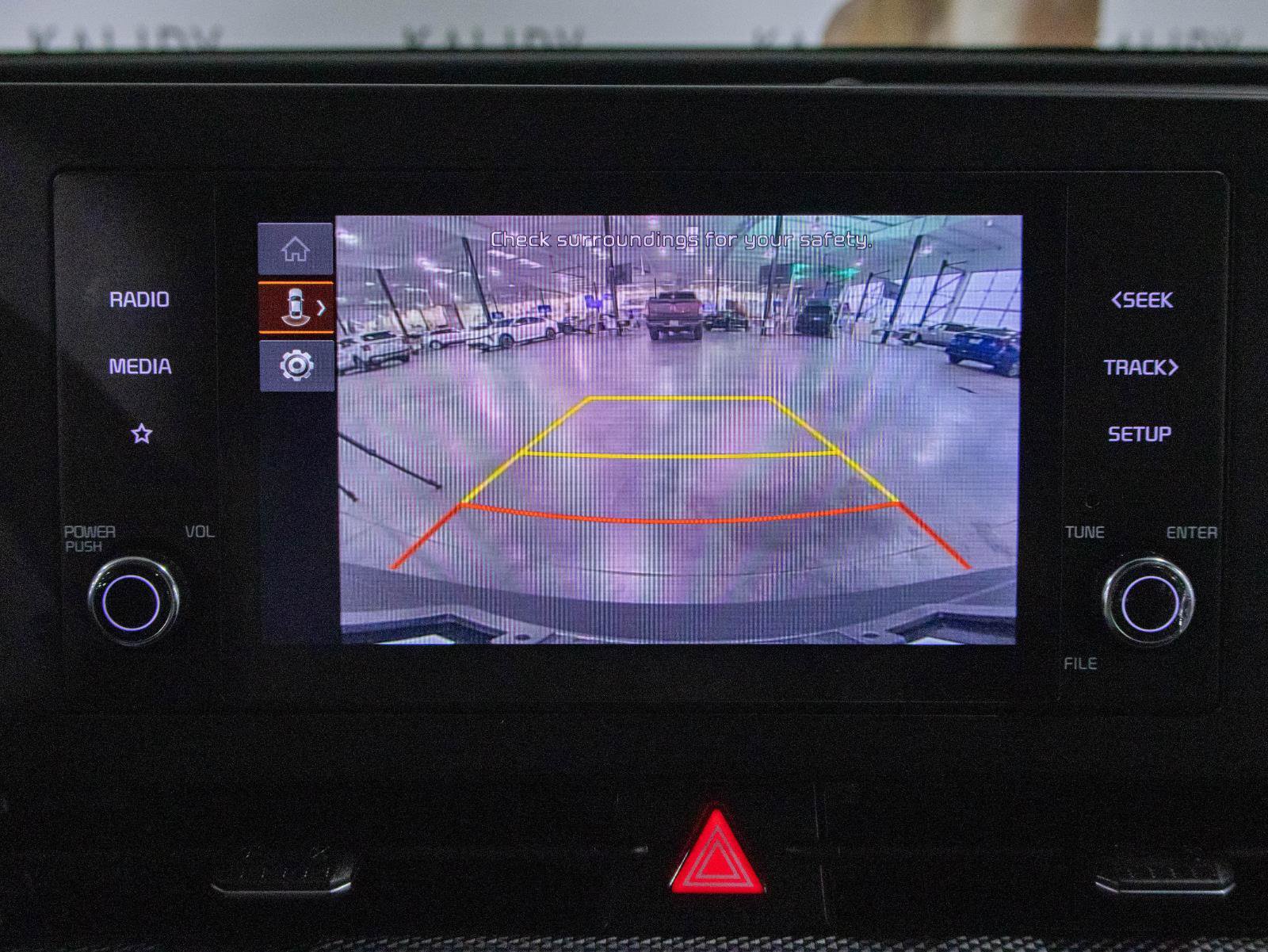 Used 2025 Kia Sportage LX image 6