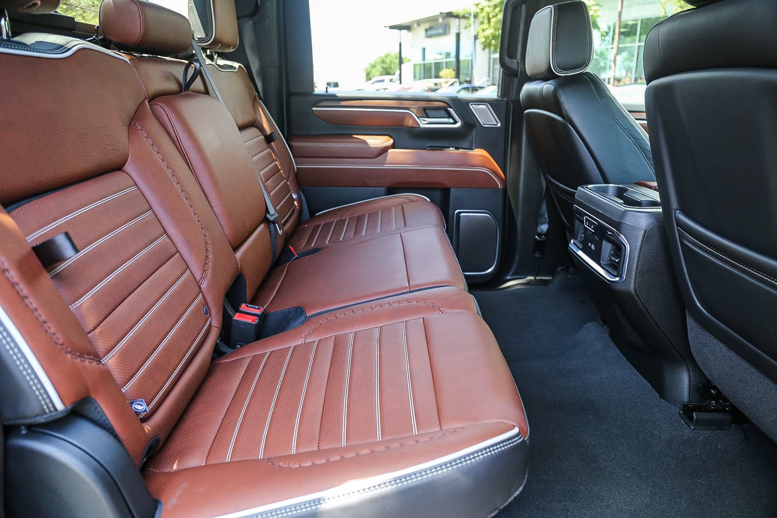 Used 2025 GMC Sierra 2500 Denali Ultimate AWD/4WD image 16