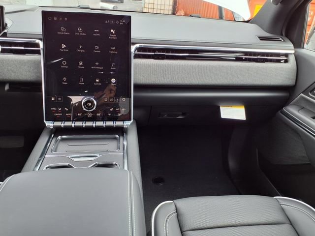 New 2026 GMC Sierra EV Elevation image 18