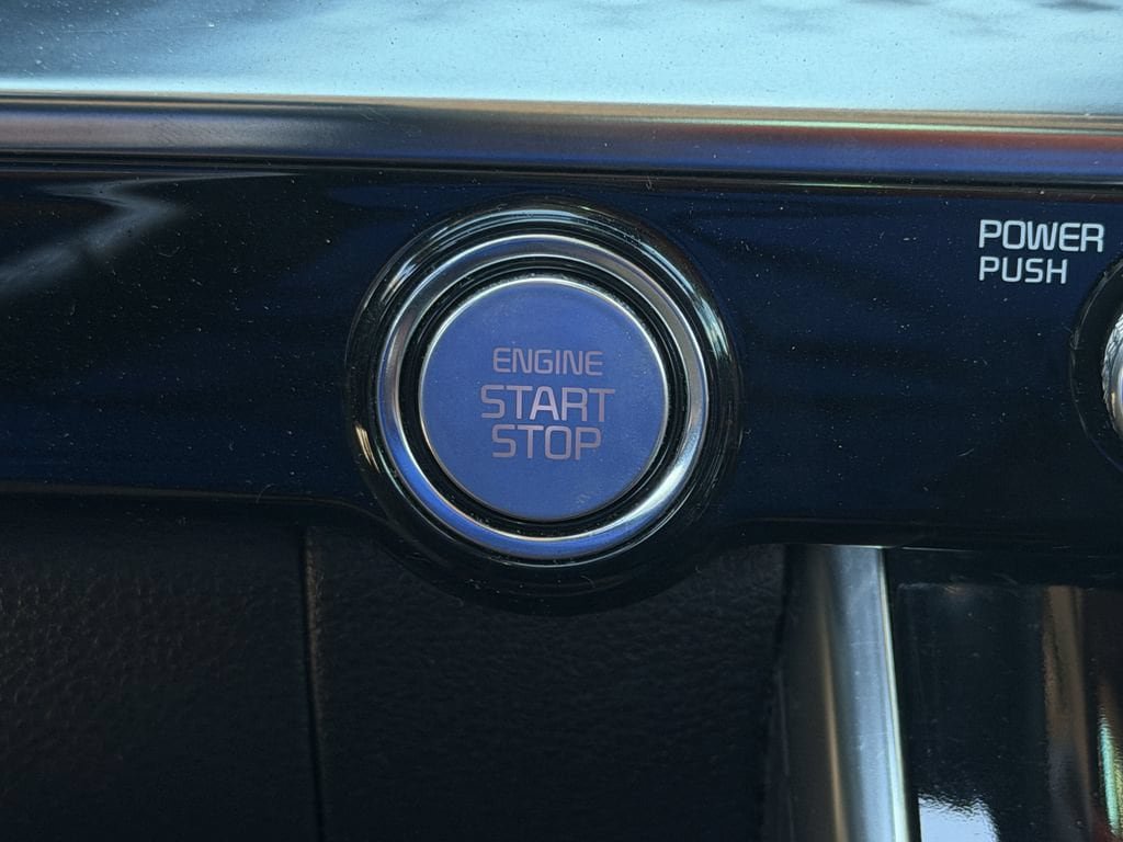 Used 2022 Kia Carnival SX Prestige FWD image 35