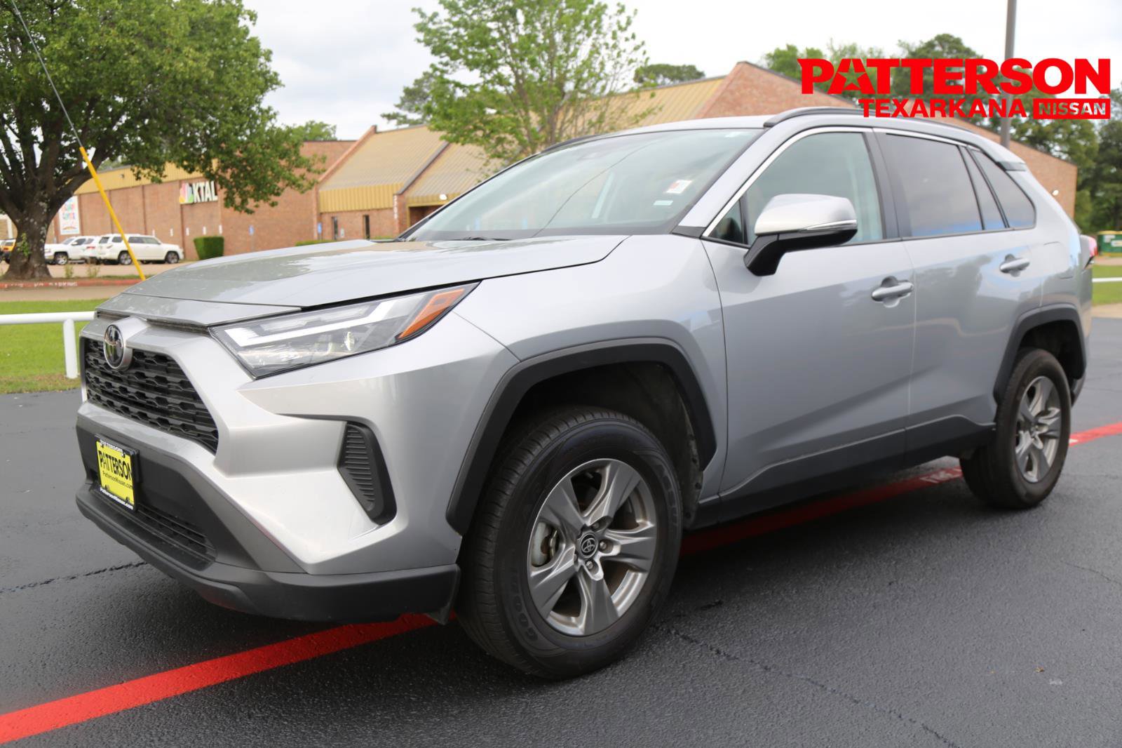 Used 2024 Toyota RAV4 XLE FWD image 1