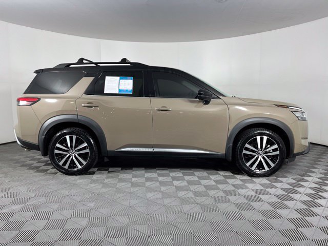 Used 2023 Nissan Pathfinder Platinum w/ Cargo Package AWD/4WD image 13