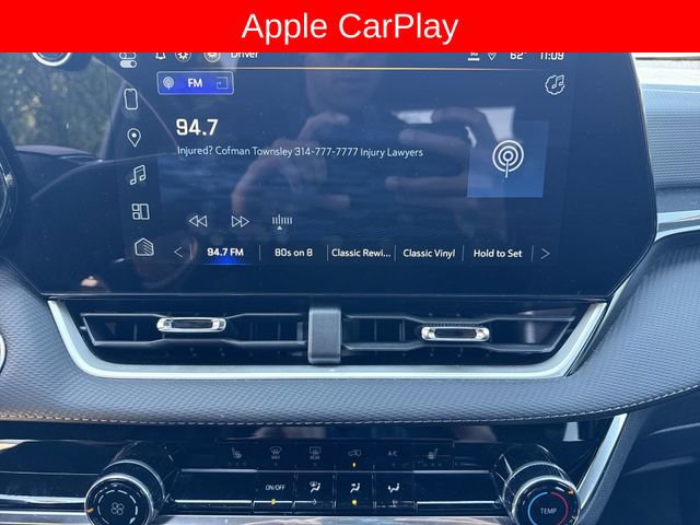 Used 2025 Chevrolet Equinox LT w/ Safety and Technology Package image 13