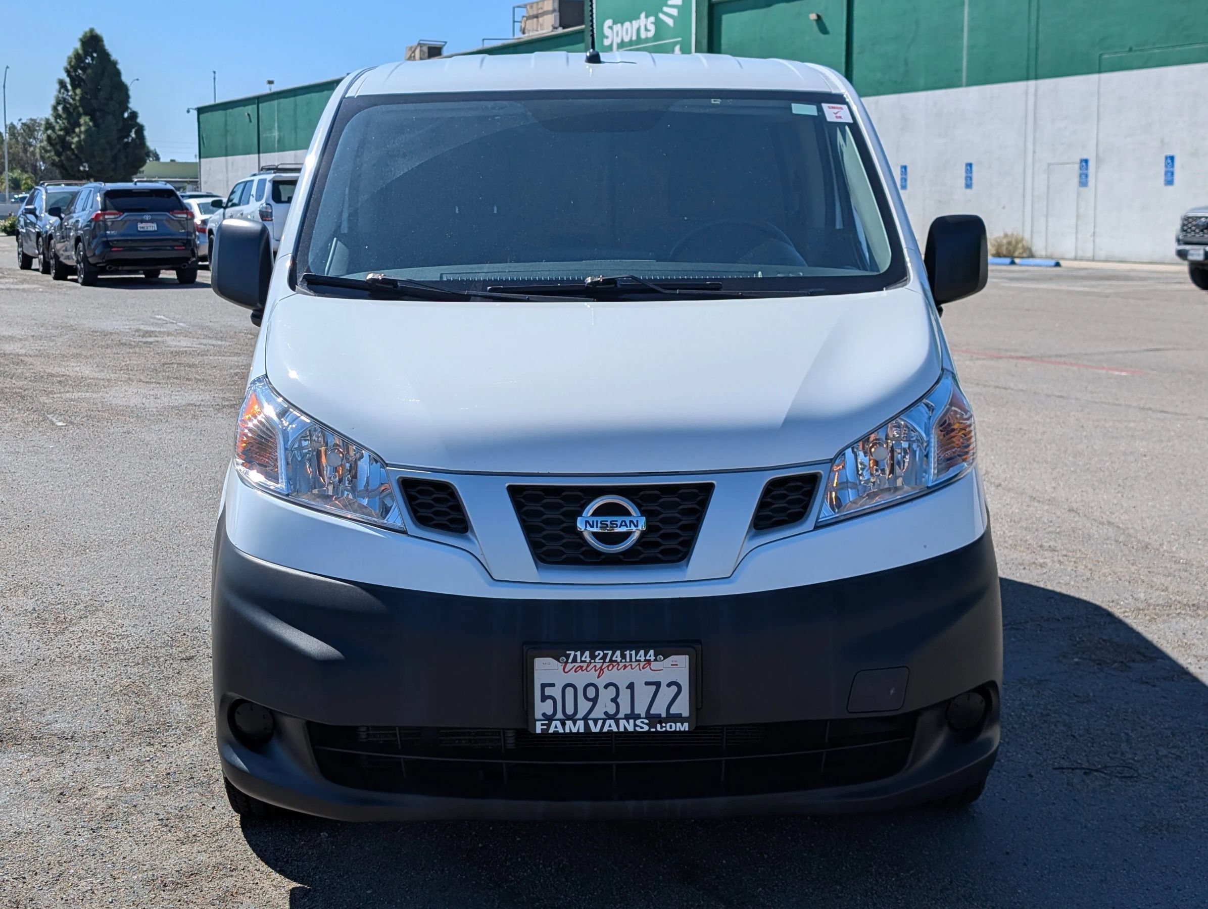 Used 2019 Nissan NV200 S FWD image 2