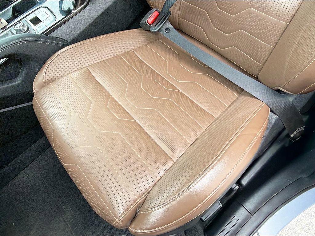 Used 2022 Kia Telluride SX w/ SX Prestige Package image 20