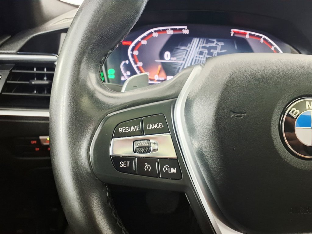 Used 2020 BMW 330i Sedan w/ Convenience Package RWD image 18