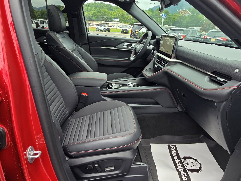 New 2025 Ford Explorer ST-Line w/ Premium Package image 13
