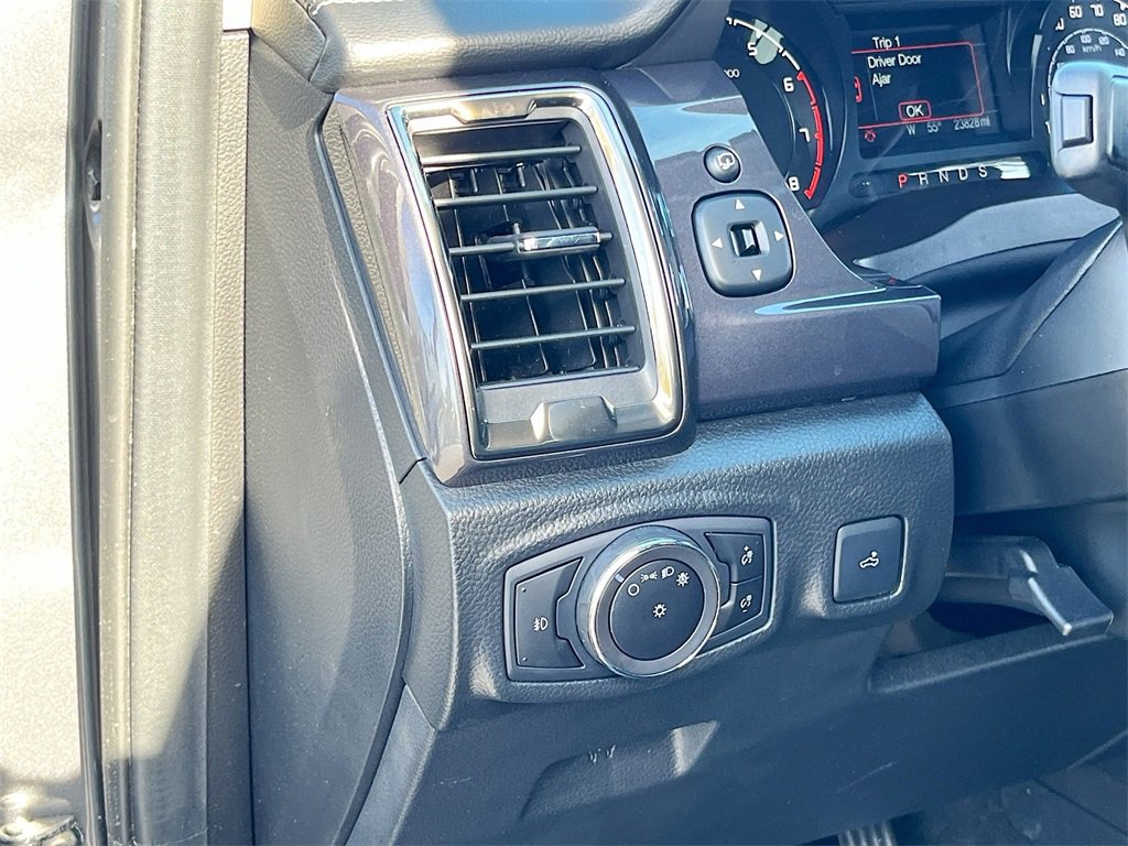 Used 2023 Ford Ranger Lariat w/ FX4 Off-Road Package image 10