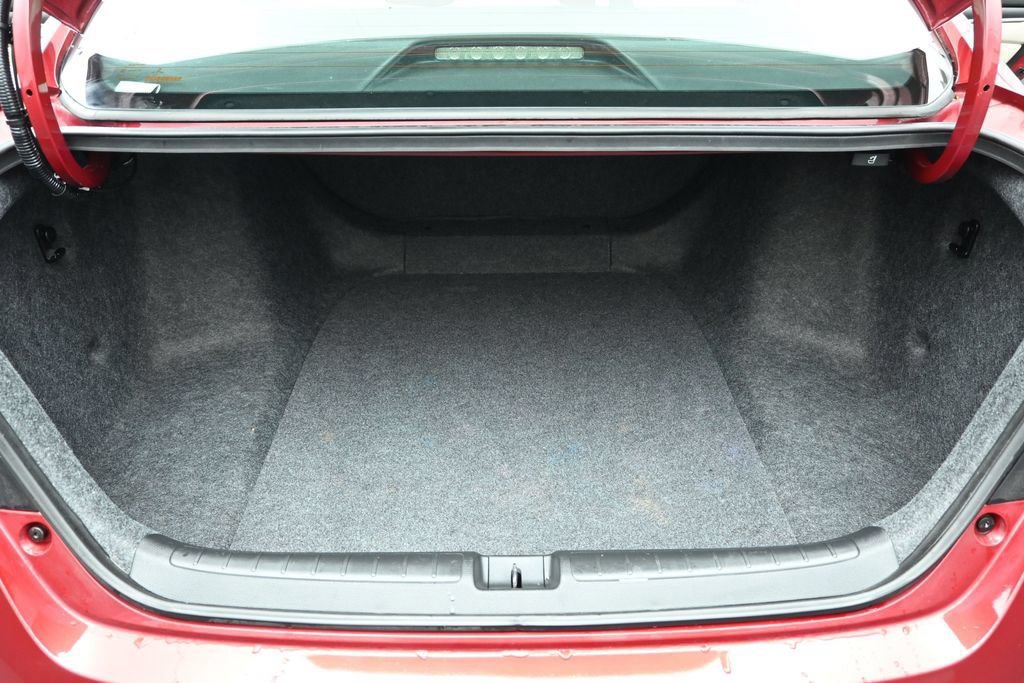 Used 2019 Honda Accord LX image 23