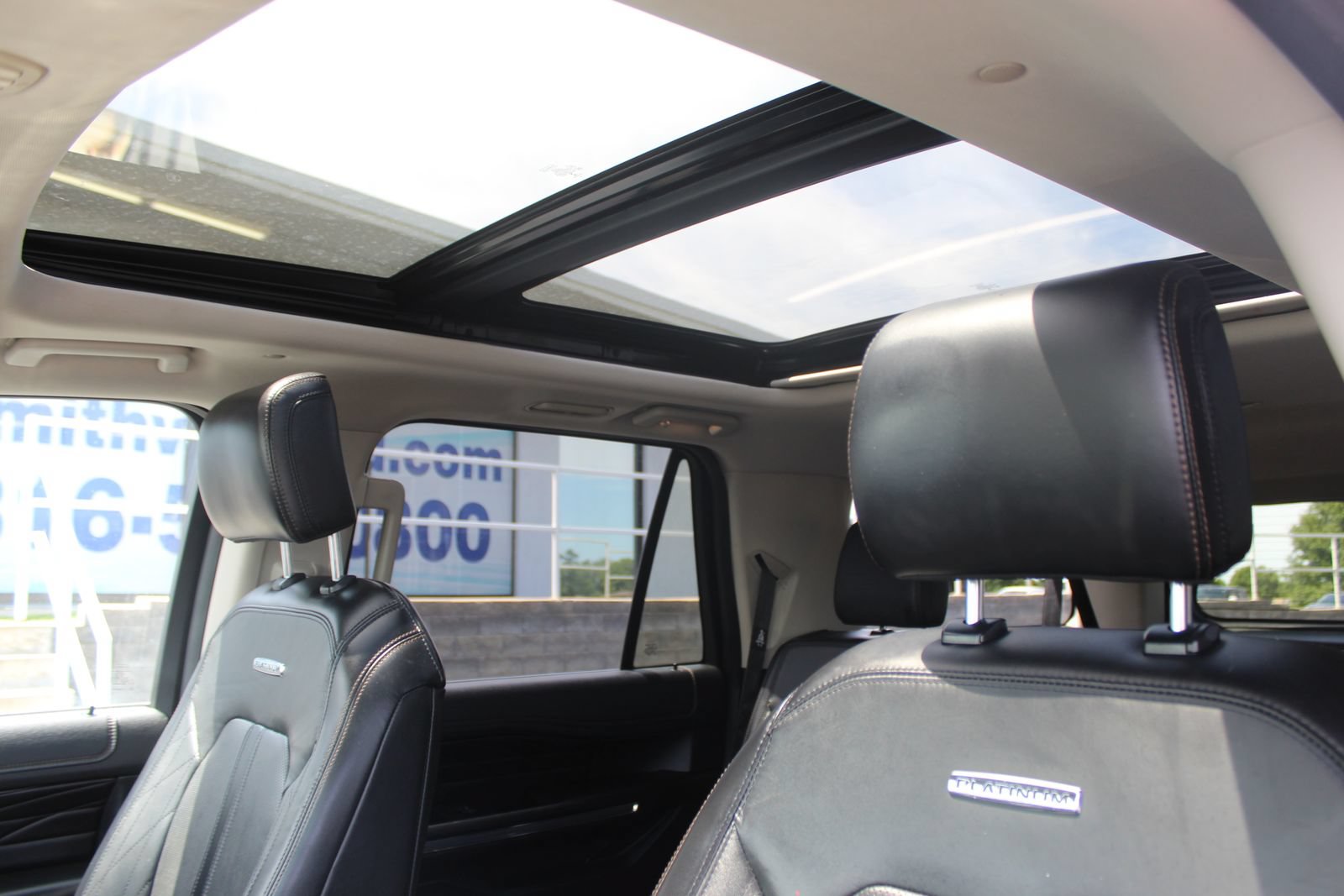 Used 2019 Ford Expedition Max Platinum AWD/4WD image 28