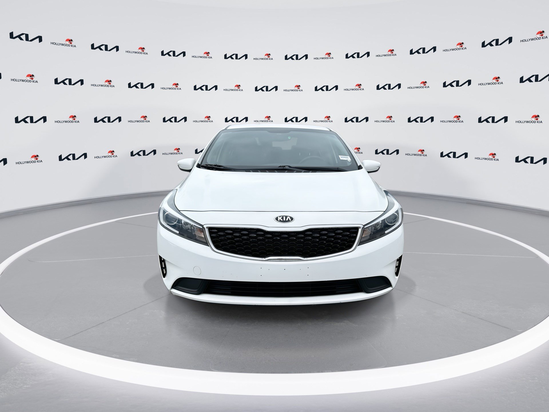 Used 2018 Kia Forte LX image 3