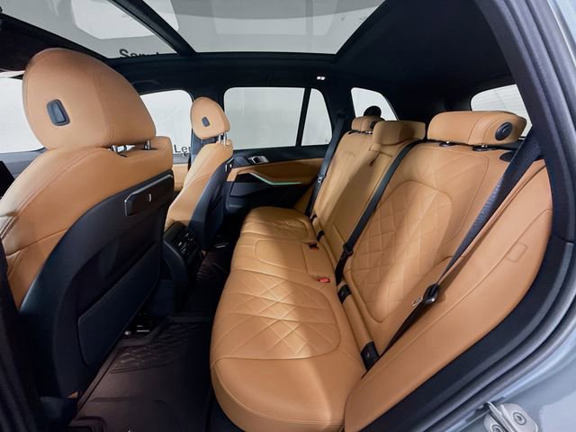 Used 2025 BMW X5 xDrive50e w/ M Sport Package image 25