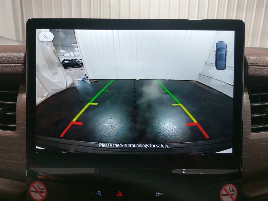 Used 2024 Ford Expedition Limited image 27