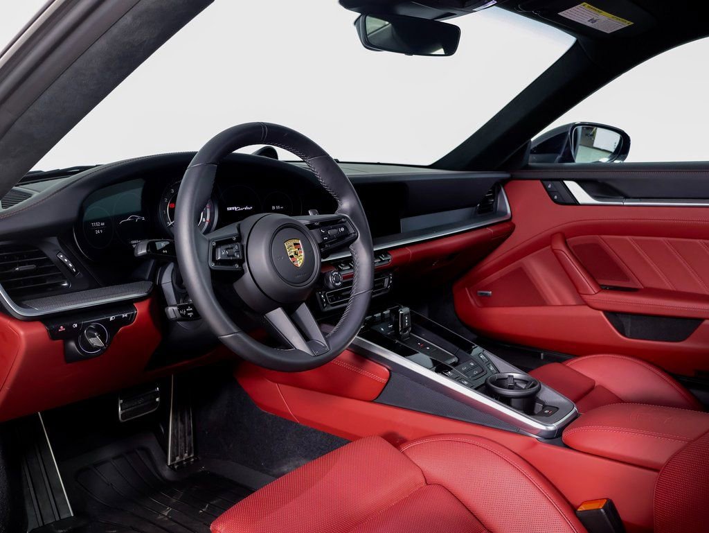 Used 2024 Porsche 911 Turbo image 4