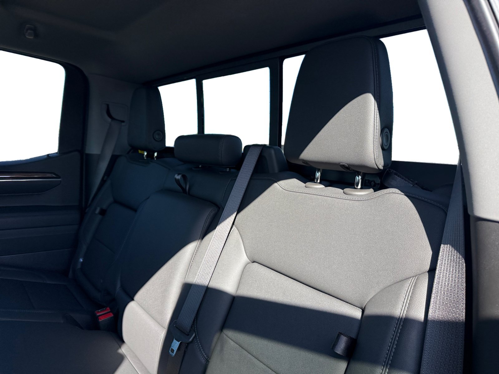 New 2026 Chevrolet Silverado 1500 LT Trail Boss w/ LT Trail Boss Premium Package AWD/4WD image 16