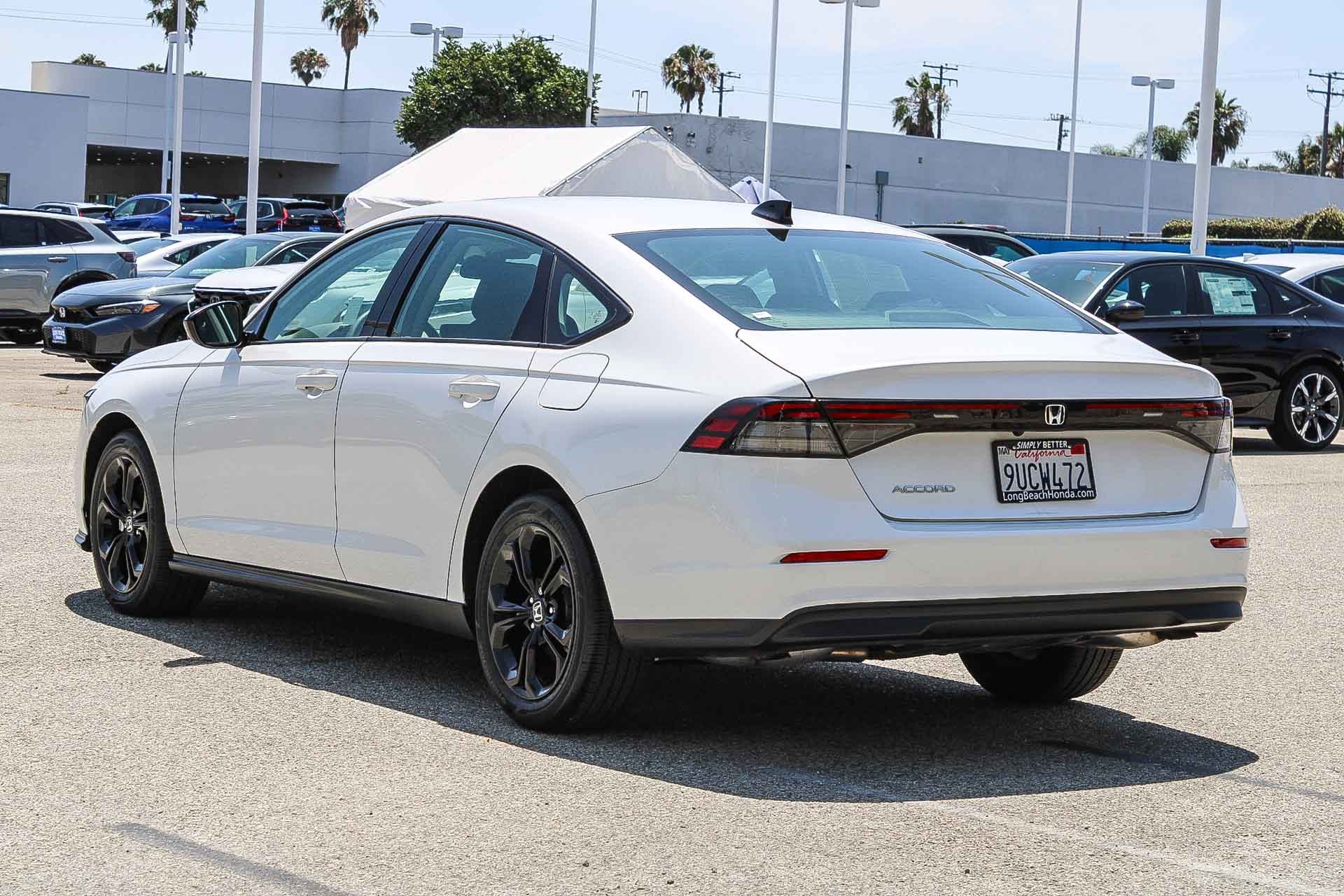 Certified 2025 Honda Accord SE image 9