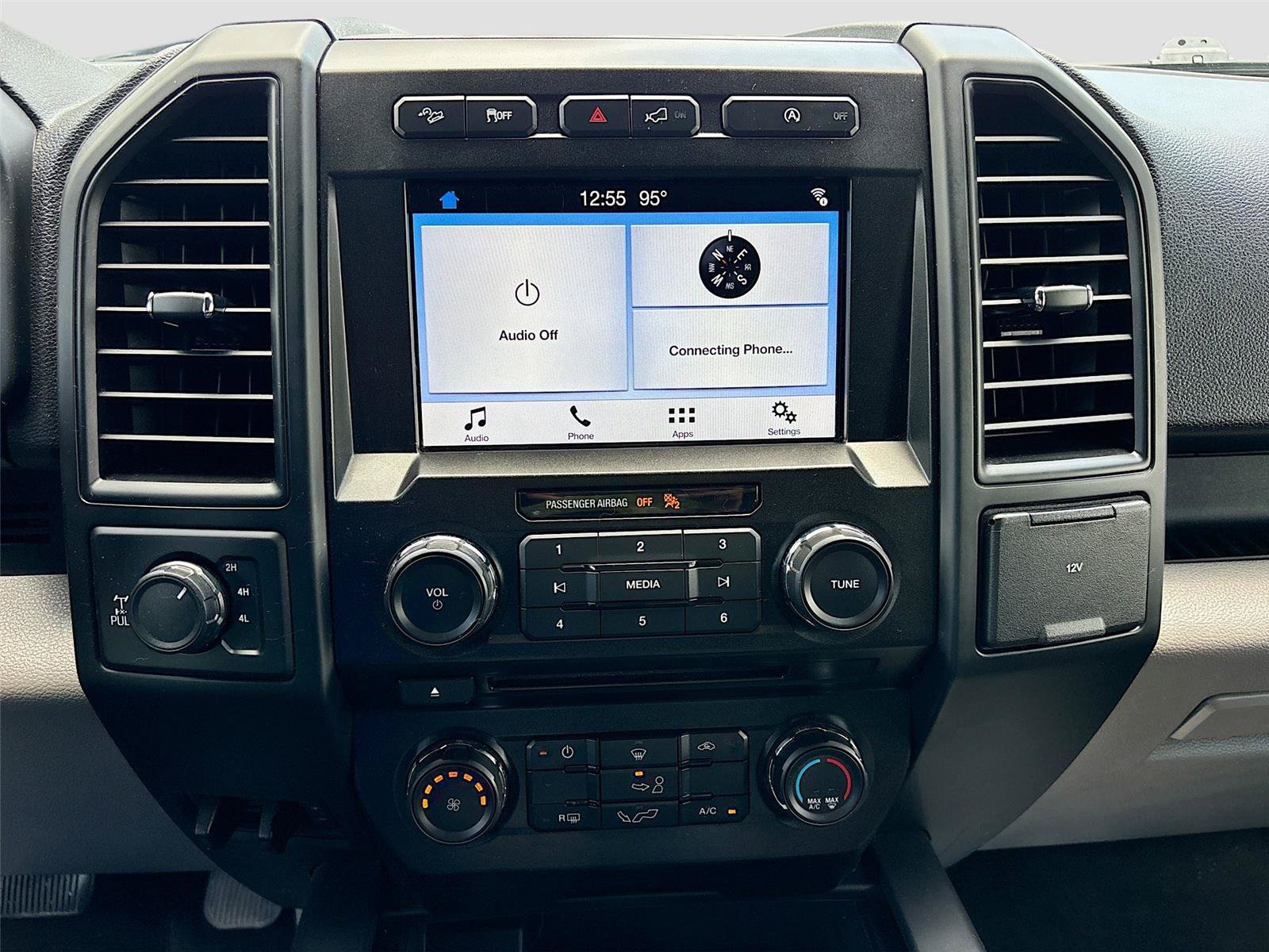 Used 2018 Ford F150 XL w/ Equipment Group 101A Mid AWD/4WD image 14