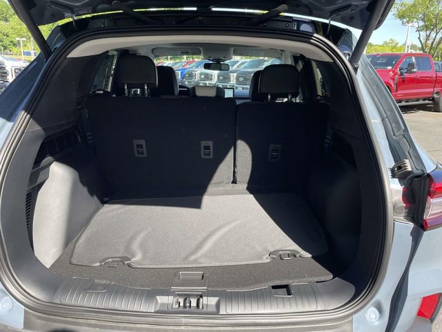 New 2025 Ford Escape SE w/ PHEV Premium Package FWD image 34