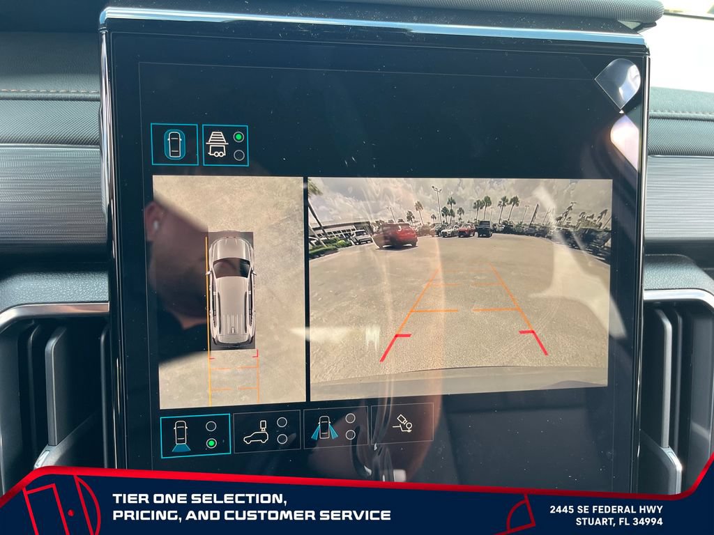 New 2026 GMC Acadia AT4 w/ Luxury Package AWD/4WD image 22