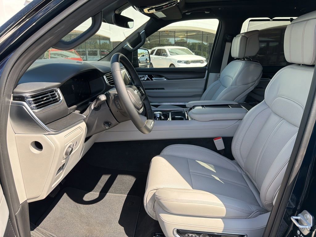 New 2026 Jeep Grand Wagoneer Summit AWD/4WD image 28