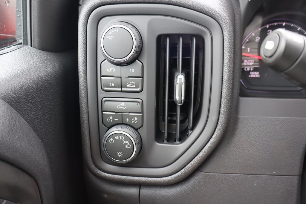 New 2026 Chevrolet Silverado 1500 W/T AWD/4WD image 10