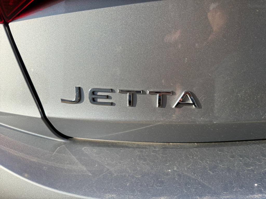 Used 2024 Volkswagen Jetta SE FWD image 44