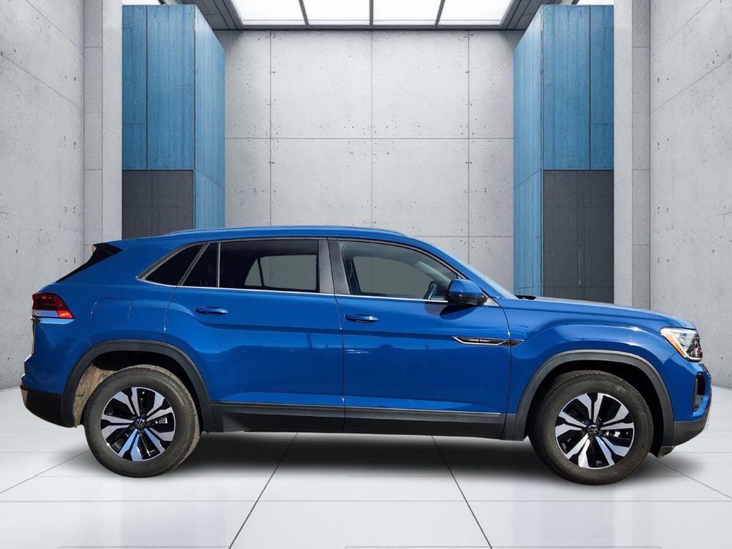 Used 2025 Volkswagen Atlas Cross Sport SE image 23