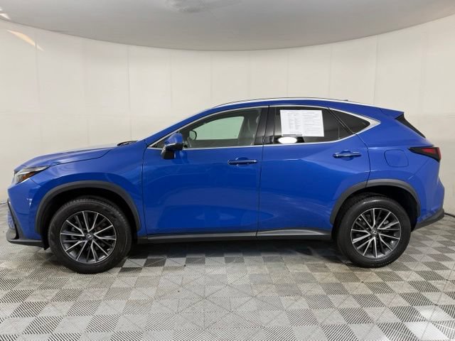 Used 2023 Lexus NX 250 FWD image 3