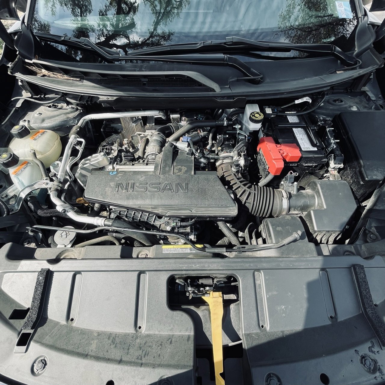 Used 2024 Nissan Rogue S image 25