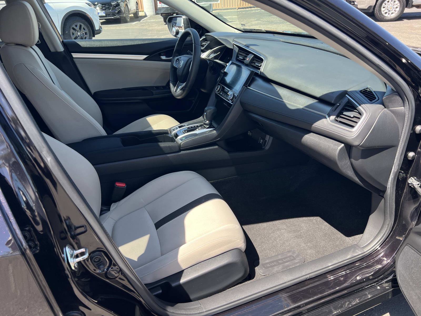 Used 2017 Honda Civic EX image 28