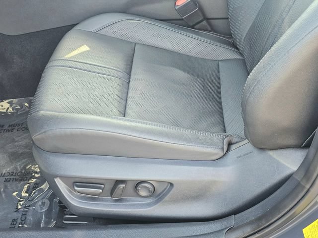 Used 2025 Toyota Camry XSE FWD image 18