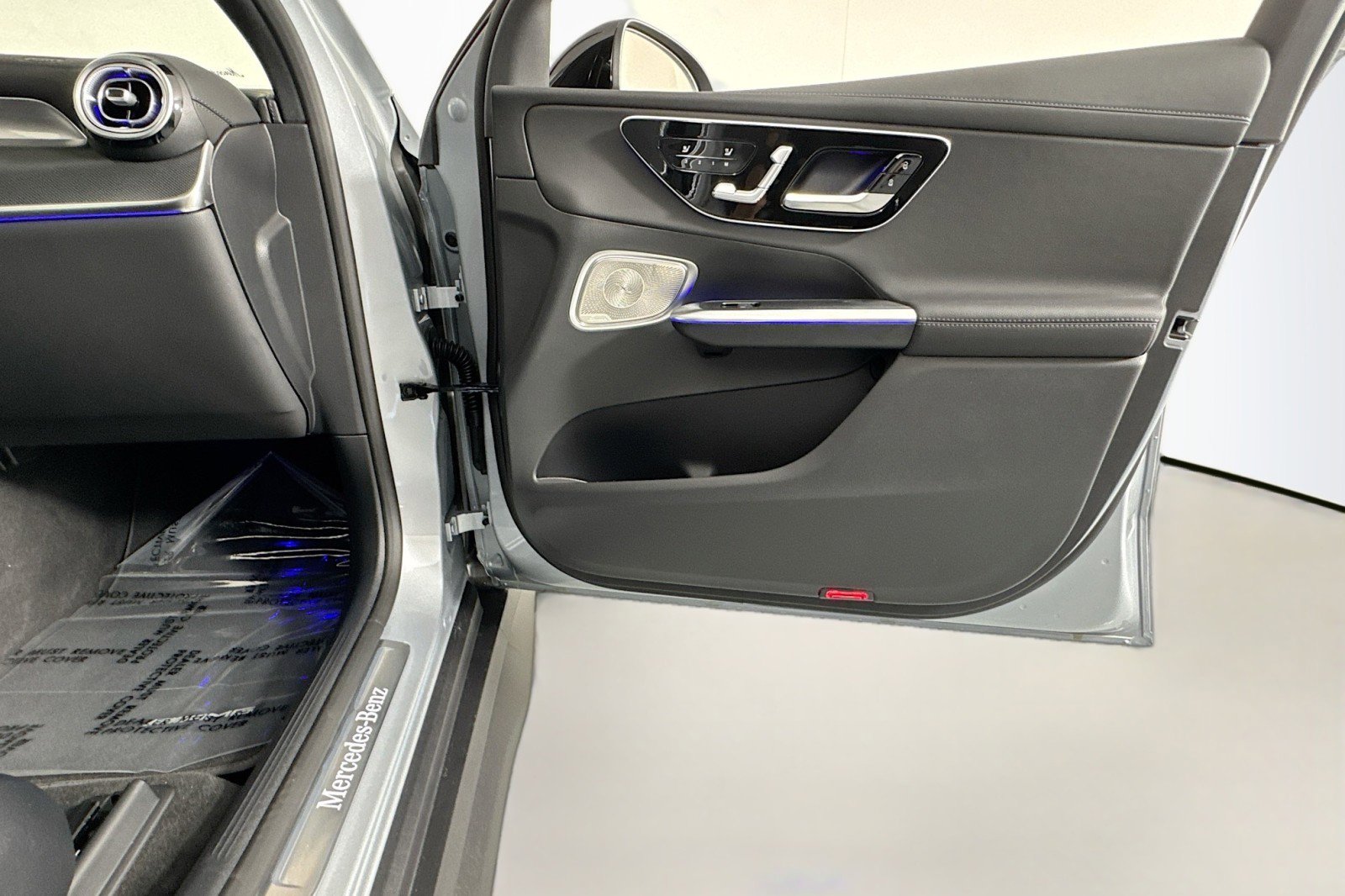 New 2026 Mercedes-Benz GLC 300 4MATIC image 23