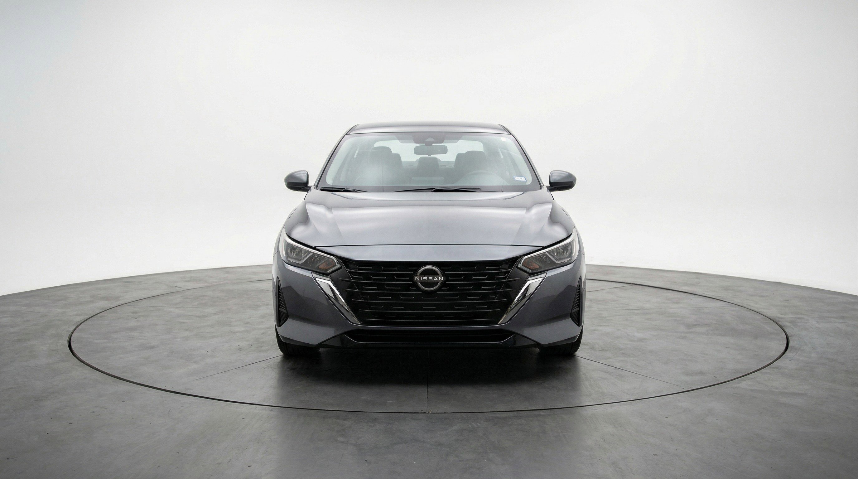 Used 2025 Nissan Sentra SV image 2