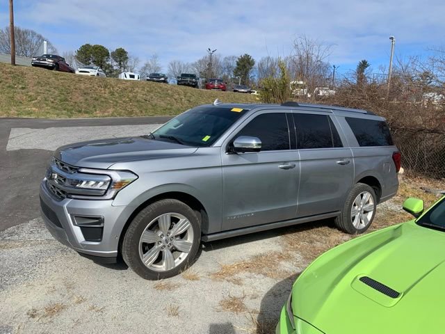Used 2024 Ford Expedition Max Platinum image 16