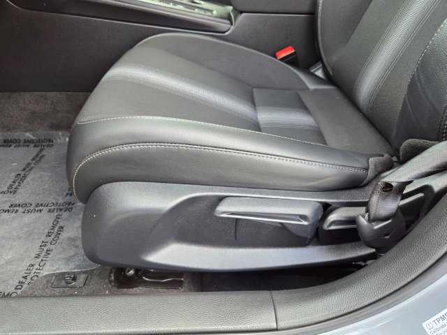 Used 2025 Honda Civic Sport image 15