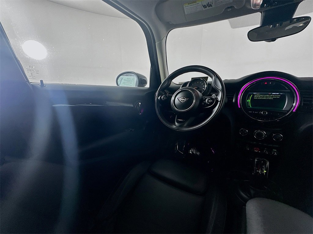 Used 2021 MINI Cooper S image 9