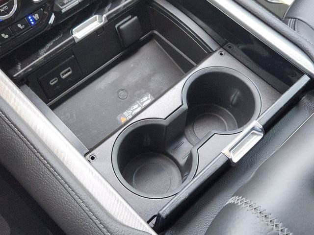 Used 2023 GMC Yukon Denali w/ LPO, Floor Liner Package AWD/4WD image 20