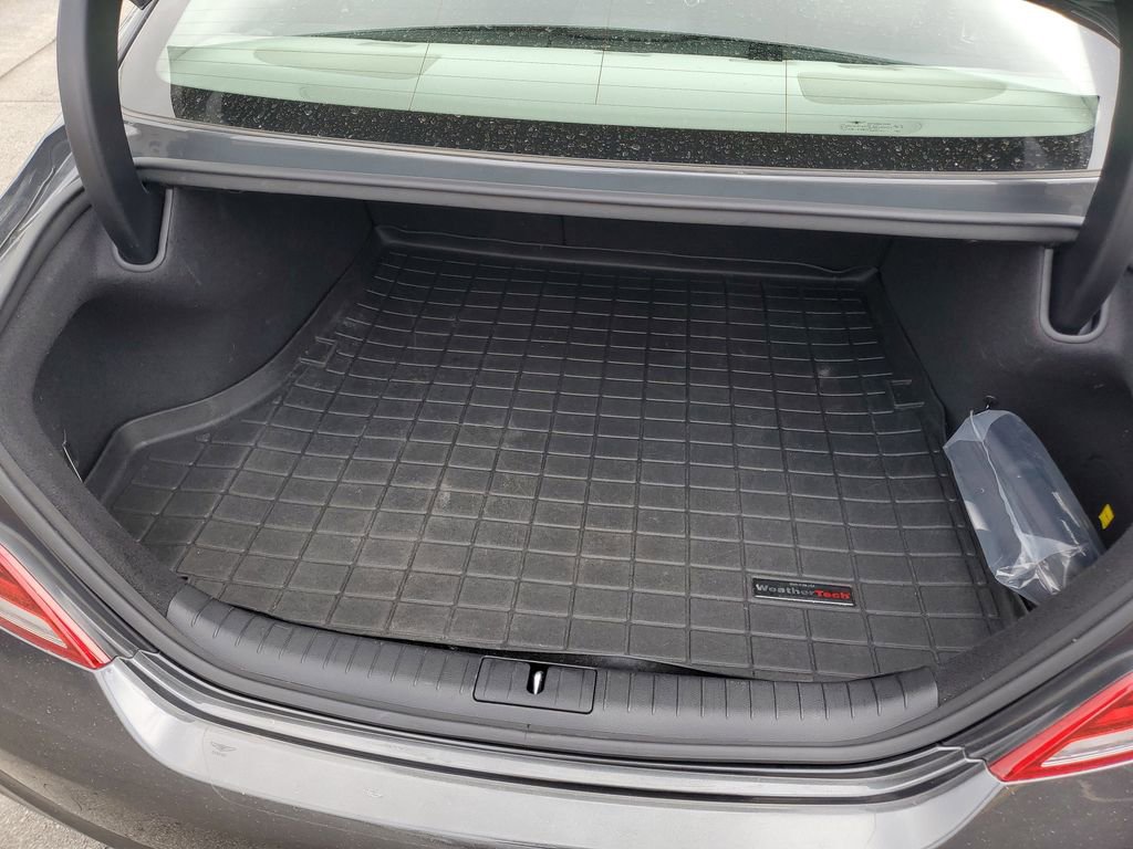 Used 2020 Genesis G70 2.0T w/ Elite Package image 11