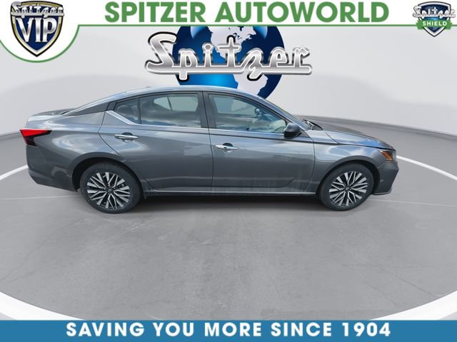 Used 2024 Nissan Altima 2.5 SV image 10