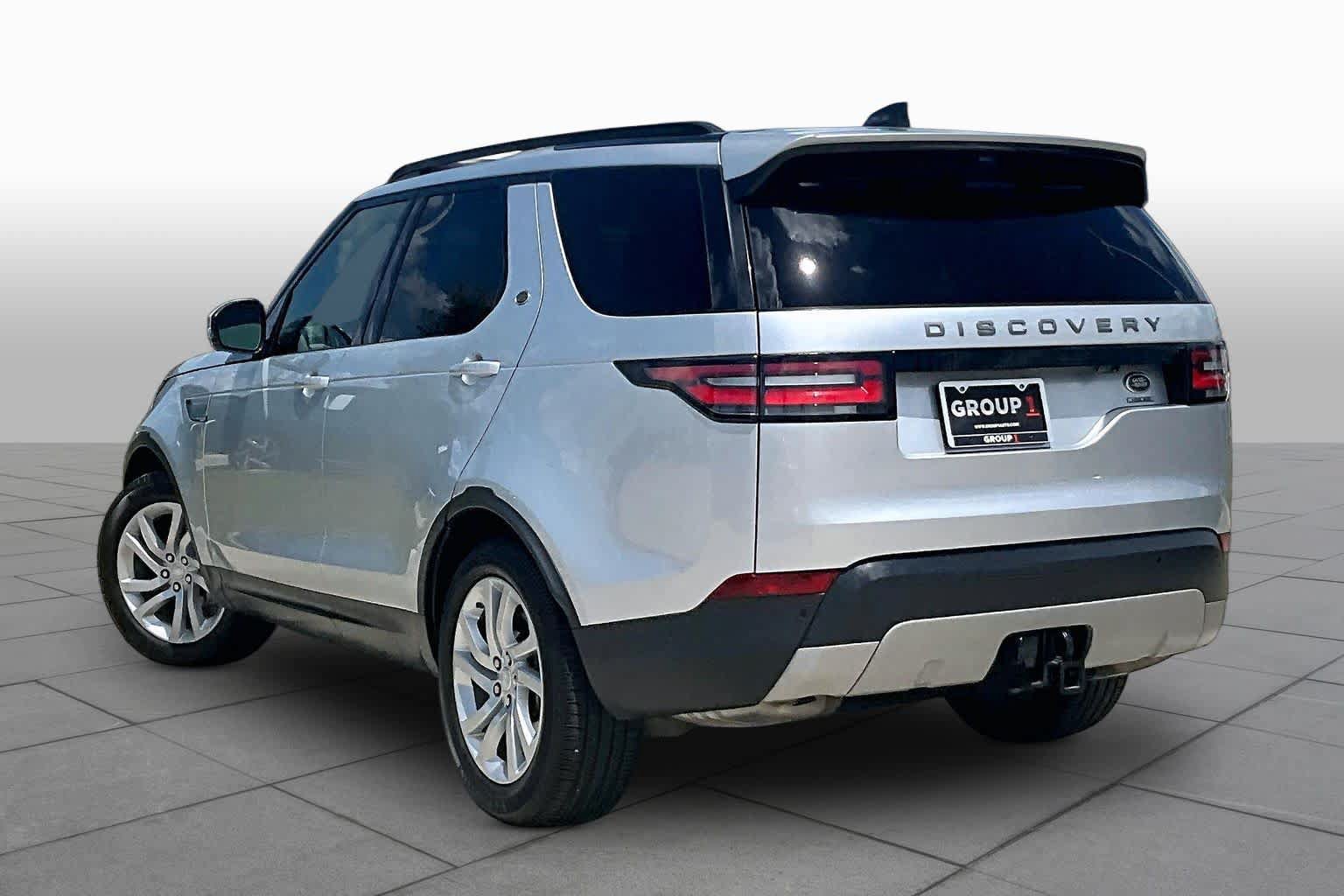 Used 2018 Land Rover Discovery HSE AWD/4WD image 11