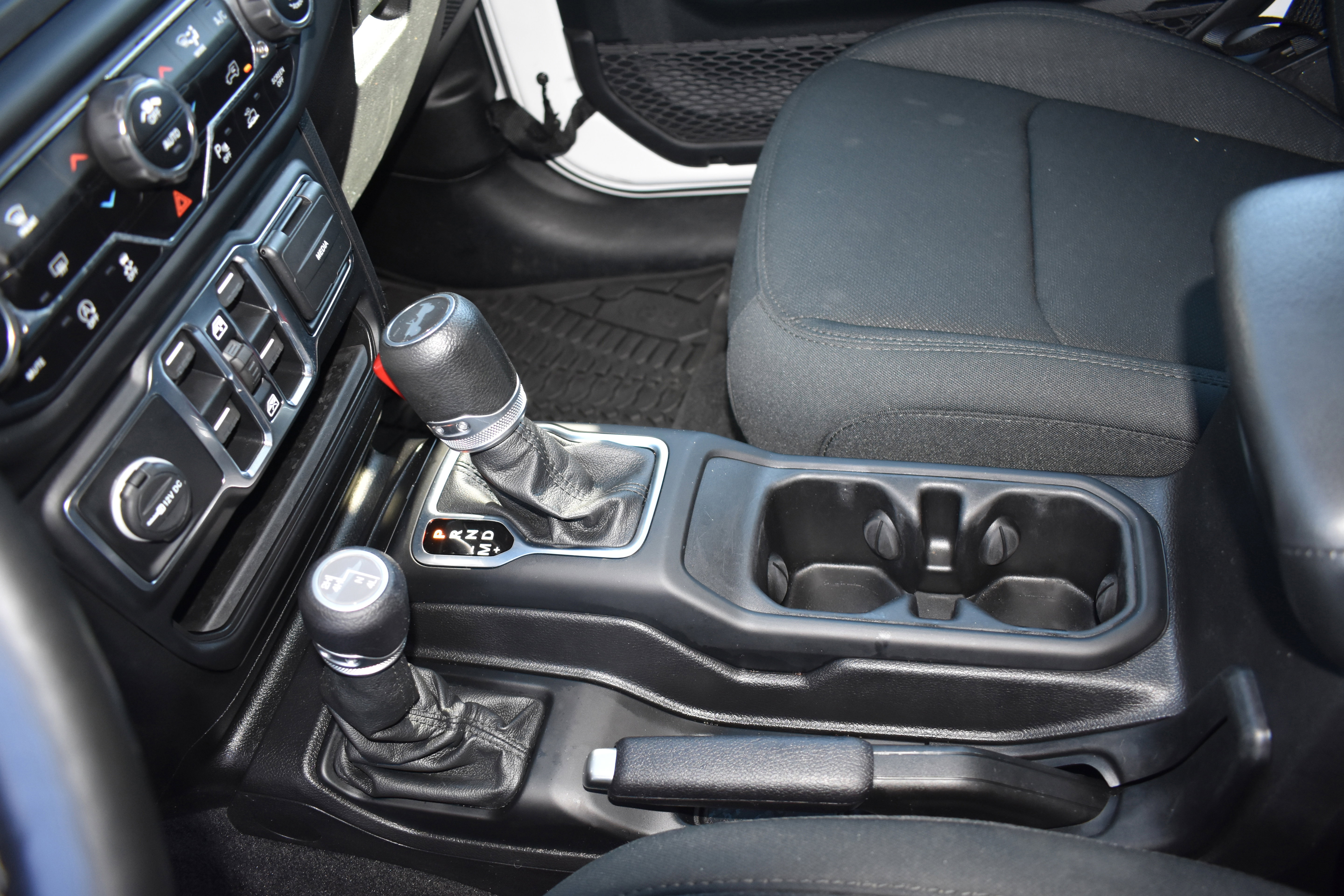 Used 2021 Jeep Wrangler Unlimited Sport AWD/4WD image 21