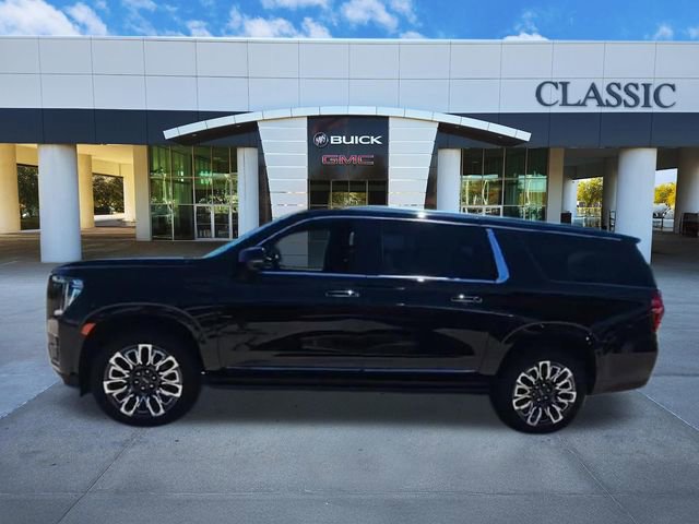 Used 2023 GMC Yukon XL Denali Ultimate image 4
