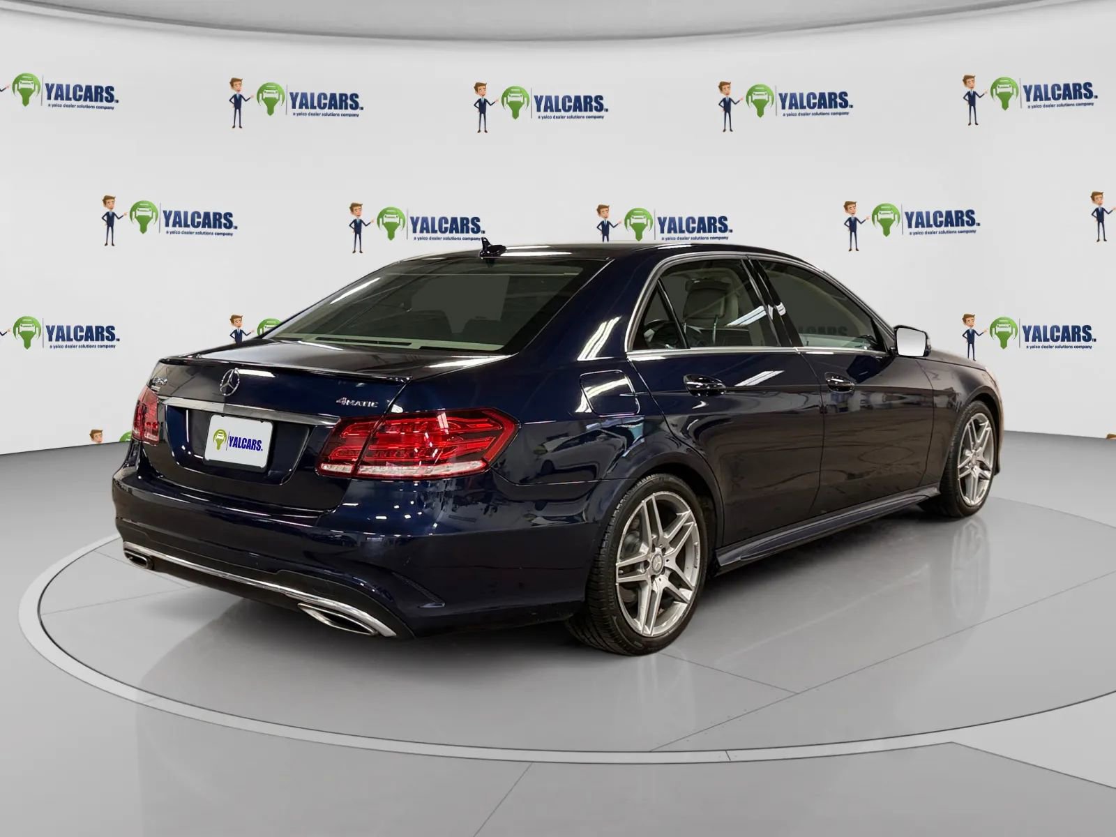Used 2015 Mercedes-Benz E 350 E 350 4MATIC Sedan 4D w/ Premium 1 Package image 5
