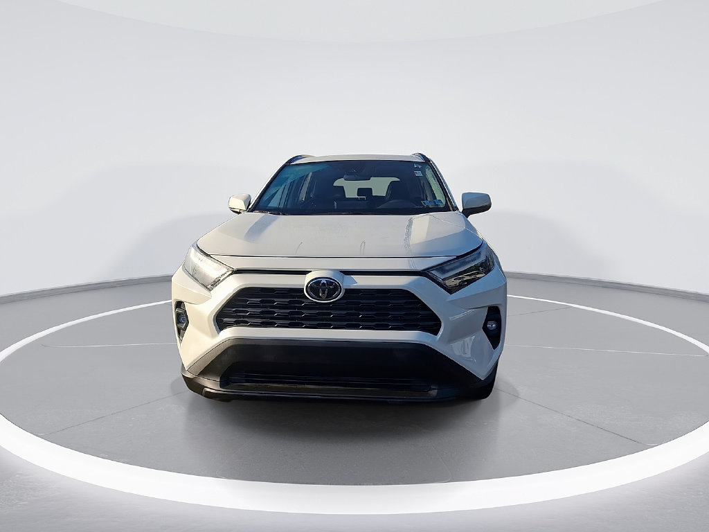 Certified 2022 Toyota RAV4 XLE Premium AWD/4WD image 4