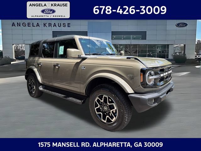 New 2026 Ford Bronco Outer Banks AWD/4WD image 1