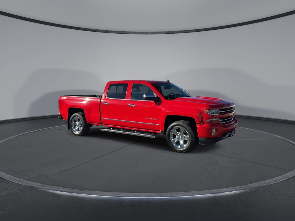 Used 2017 Chevrolet Silverado 1500 LTZ Z71 w/ LTZ Plus Package image 2