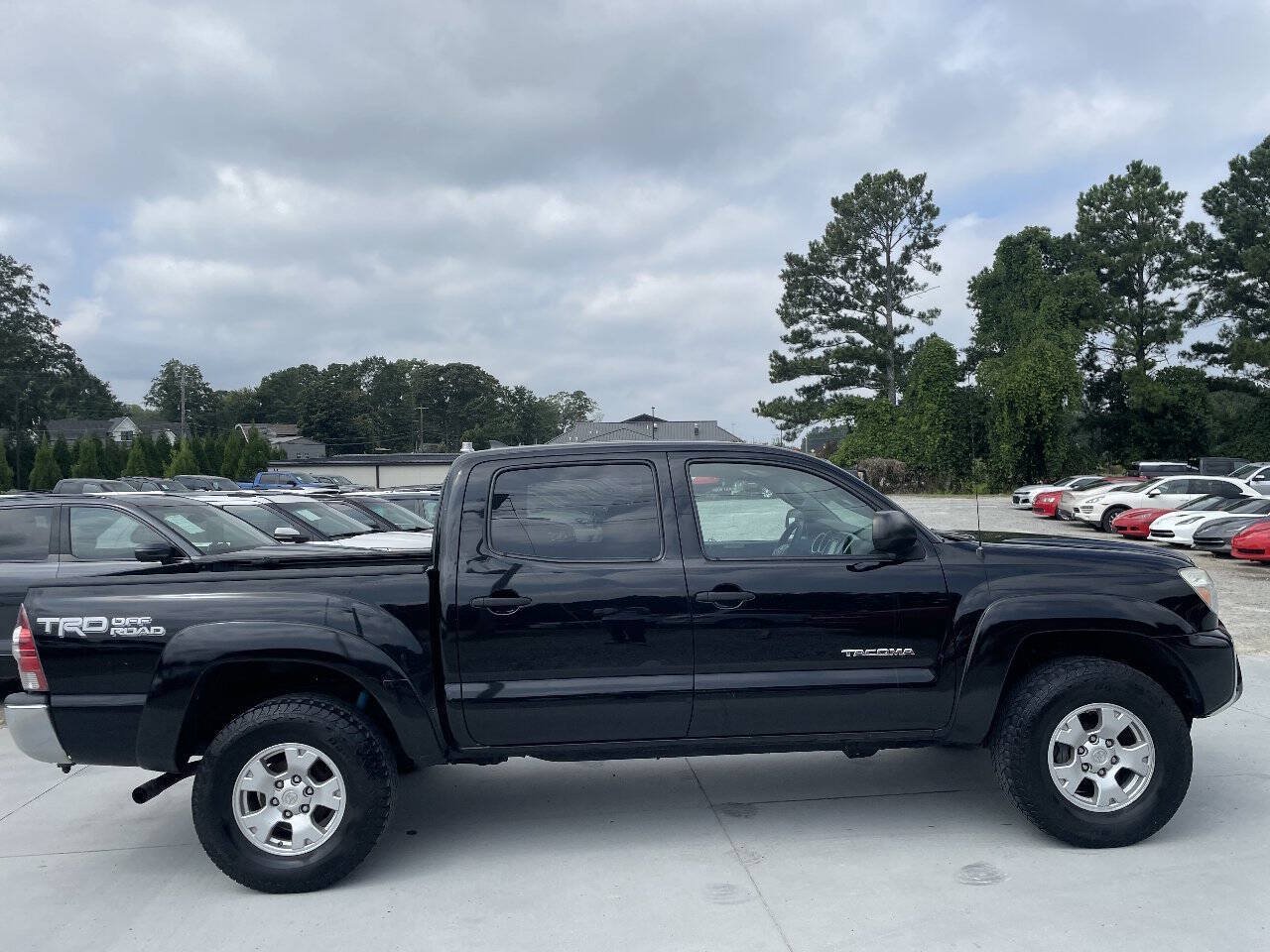 Used 2015 Toyota Tacoma 4x4 Double Cab w/ TRD Off-Road Package image 9