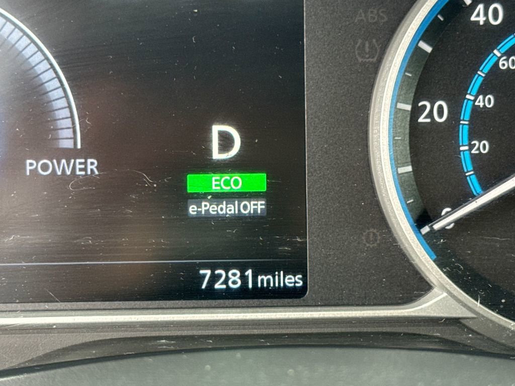 Used 2023 Nissan Leaf S image 38